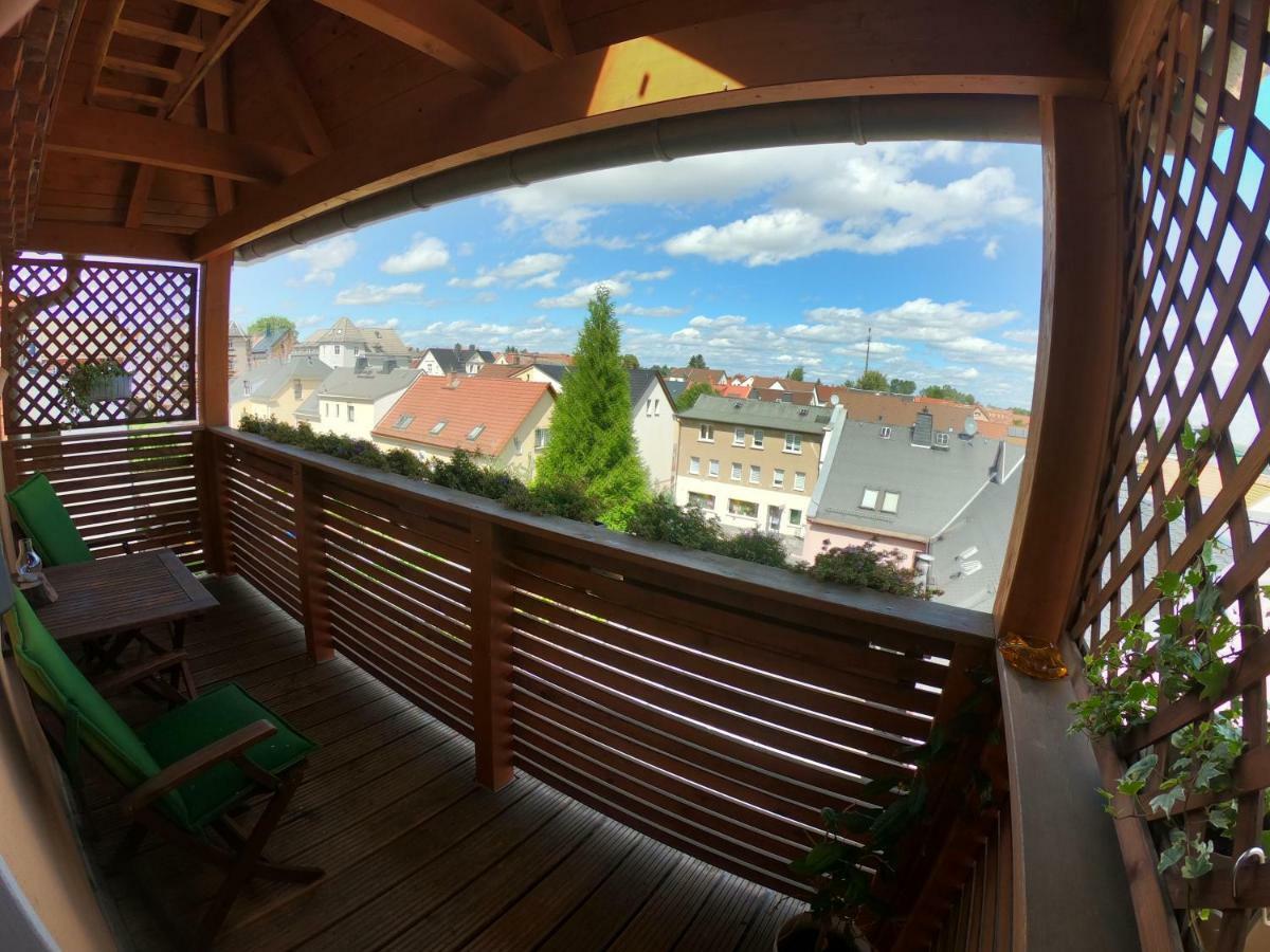 Purer Luxus In Zwickau Planitz - Exklusive Ferienwohnung Fuer Bis Zu 10 Personen! エクステリア 写真